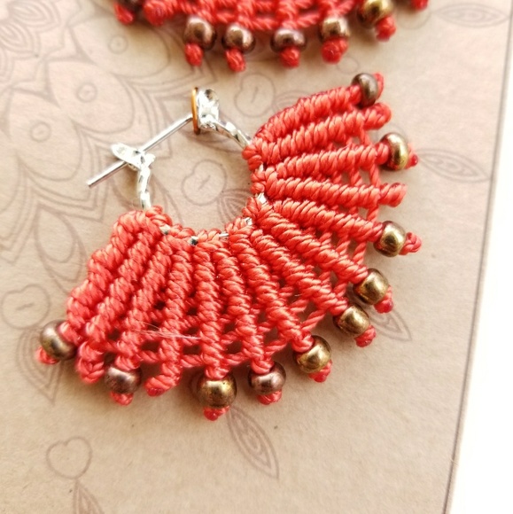 Handmade Knitted Earrings from El Salvador - Picture 2 of 4